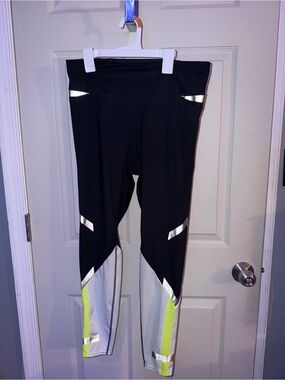 Brooks Black Carbonite Running Tights with Reflective striping